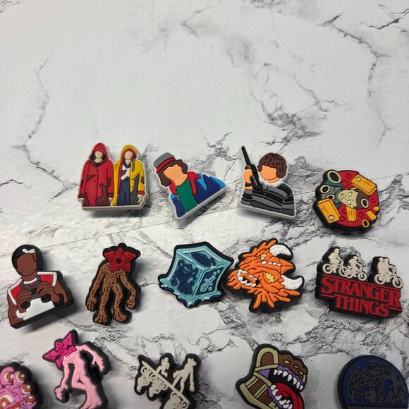 Stranger Things Croc / Shoe Charms Bundle of 19 - Picture 2 of 3